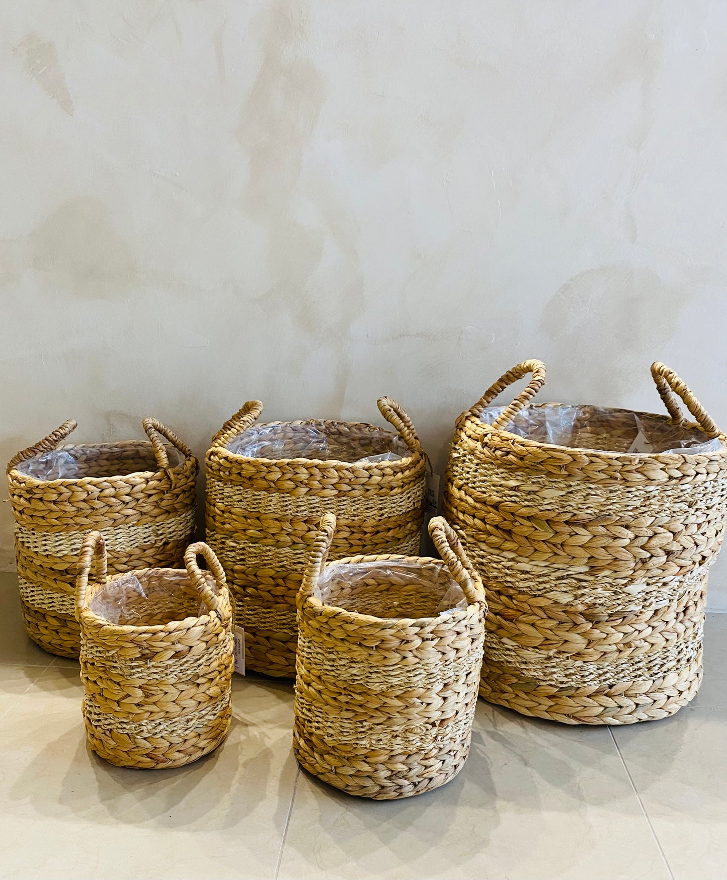 Cesta JACINTO